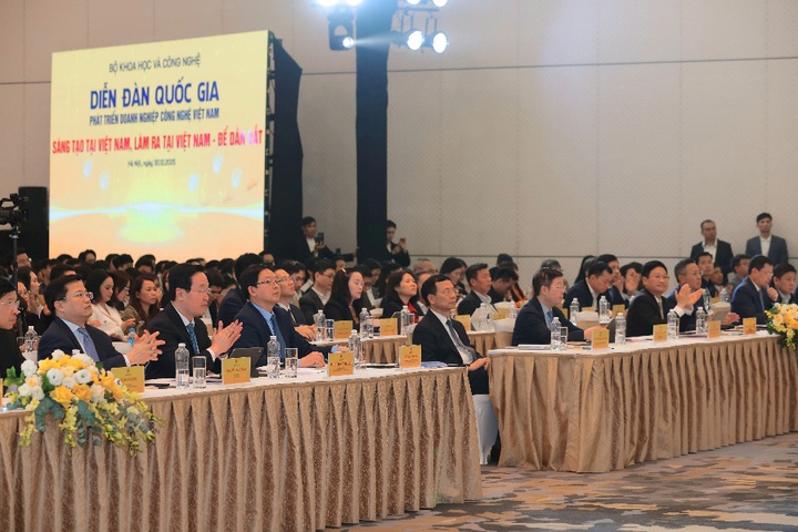 Truyền thông khơi dậy và thúc đẩy tinh thần “Make in Viet Nam”- Ảnh 1. Truyền thông khơi dậy và thúc đẩy tinh thần “Make in Viet Nam”- Ảnh 1.