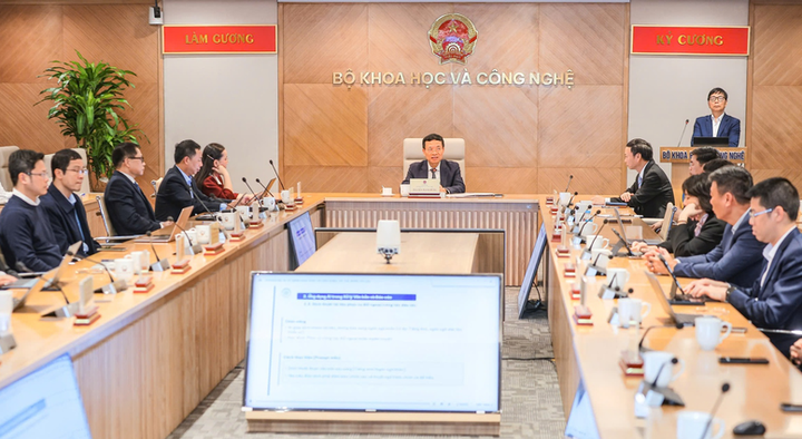 Giảm tải cho cấp xã bằng chuyển đổi số: Bộ KH&CN đào tạo 18.000 cán bộ cơ sở - Ảnh 2.