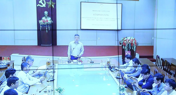 Giảm tải cho cấp xã bằng chuyển đổi số: Bộ KH&CN đào tạo 18.000 cán bộ cơ sở - Ảnh 3.