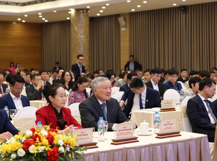 Phó Thủ tướng Thường trực Nguyễn Hòa Bình dự Lễ kỷ niệm 60 năm ngày thành lập Cục Bưu điện Trung ương - Ảnh 1.