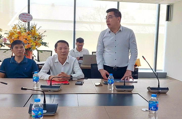 Nhà báo Phạm Văn Anh được bổ nhiệm làm Phó Tổng Biên tập Tạp chí Điện tử và Ứng dụng - Ảnh 3.
