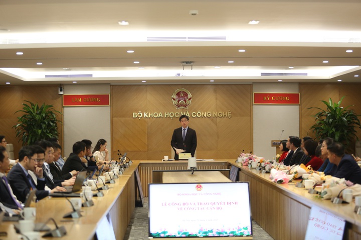 Bộ Khoa học và Công nghệ triển khai quyết định về công tác cán bộ- Ảnh 1. Bộ Khoa học và Công nghệ triển khai quyết định về công tác cán bộ- Ảnh 1.