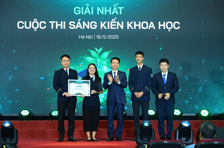 Công bố và trao Giải thưởng Sáng kiến Khoa học 2025