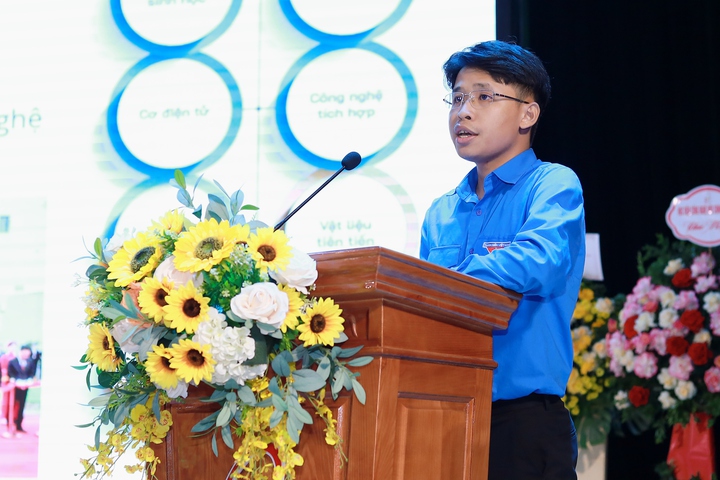 Phát huy vai trò của thanh niên trong học tập và làm theo tư tưởng đạo đức, phong cách Hồ Chí Minh trong kỷ nguyên vươn mình của dân tộc- Ảnh 4. Phát huy vai trò của thanh niên trong học tập và làm theo tư tưởng đạo đức, phong cách Hồ Chí Minh trong kỷ nguyên vươn mình của dân tộc- Ảnh 4.