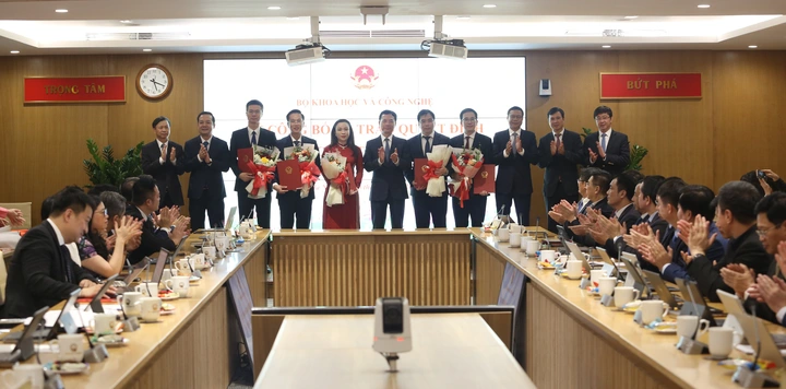 Bộ KH&CN điều động, bổ nhiệm 05 lãnh đạo đơn vị quan trọng - Ảnh 1.