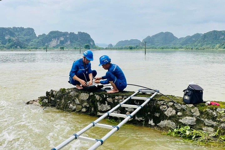 Sẵn sàng phương án bảo đảm viễn thông ứng phó với bão WIPHA - Ảnh 1.