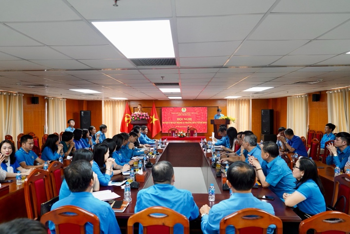 Hội nghị sơ kết Khối Thi đua 1: Điểm nhấn Chuyển đổi số, chăm lo người Vx88.com cá cược thể thao- Ảnh 4. Hội nghị sơ kết Khối Thi đua 1: Điểm nhấn Chuyển đổi số, chăm lo người Vx88.com cá cược thể thao- Ảnh 4.