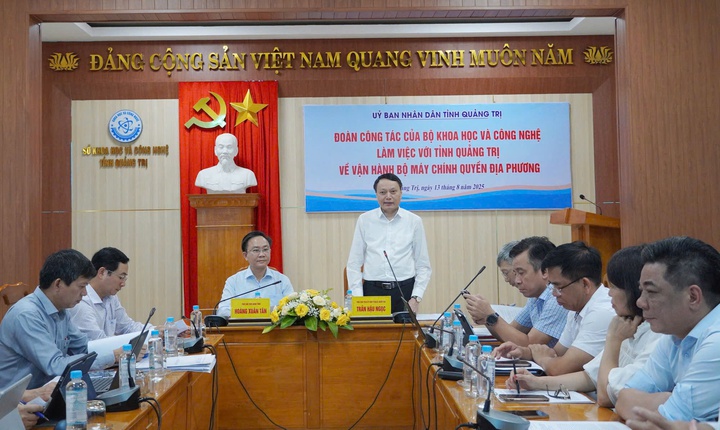 Chính quyền 2 cấp ở Quảng Trị: Vận hành thông suốt nhưng vẫn còn "khoảng trống" - Ảnh 1.