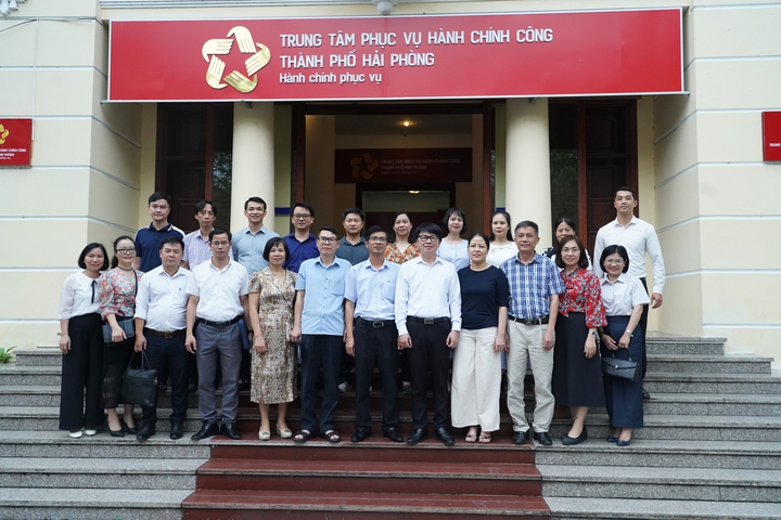 Đoàn công tác Bộ KH&CN làm việc tại TP Hải Phòng về vận hành chính quyền địa phương hai cấp - Ảnh 2.