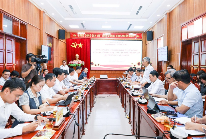 Đoàn công tác Bộ KH&CN làm việc với tỉnh Nghệ An về vận hành chính quyền địa phương cấp xã, phường - Ảnh 1.