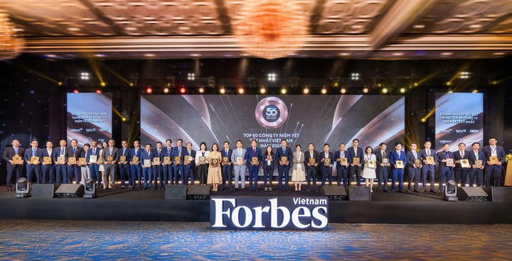 CMC hai năm liên tiếp lọt Top 50 Forbes: Từ khát vọng Việt đến khẳng định toàn cầu - Ảnh 1.