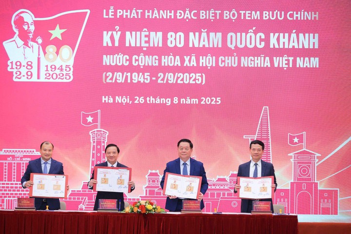 Special stamp set issued to mark Vietnam's 80th National Day - Ảnh 1.