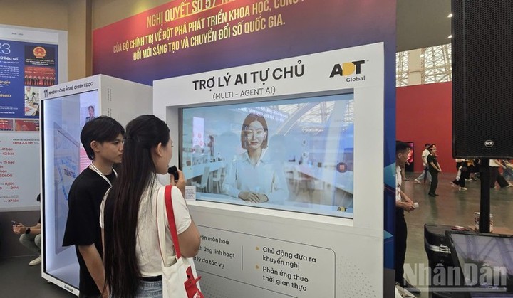 Vietnamese AI at the National Achievement Exhibition - Ảnh 1.