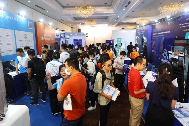 "Sức mạnh không giới hạn và những thách thức khó dự báo AI - Tác động và ứng phó chính sách" - Ảnh 1.