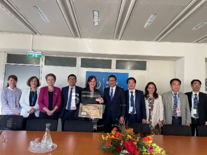 Việt Nam tham dự Khóa họp lần thứ 69 Đại hội đồng Cơ quan năng lượng nguyên tử quốc tế- Ảnh 4. Việt Nam tham dự Khóa họp lần thứ 69 Đại hội đồng Cơ quan năng lượng nguyên tử quốc tế- Ảnh 4.