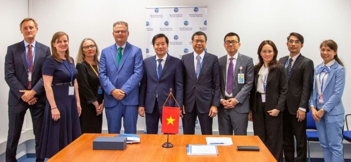 Việt Nam tham dự Khóa họp lần thứ 69 Đại hội đồng Cơ quan năng lượng nguyên tử quốc tế- Ảnh 7. Việt Nam tham dự Khóa họp lần thứ 69 Đại hội đồng Cơ quan năng lượng nguyên tử quốc tế- Ảnh 7.