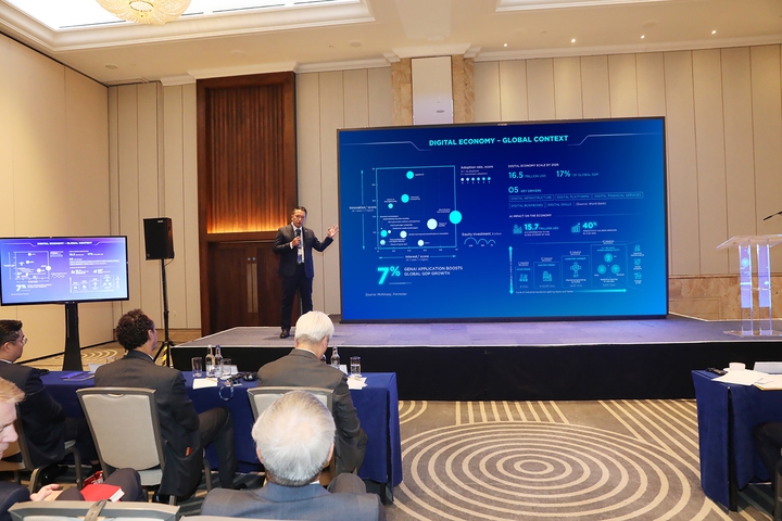 CMC chia sẻ tầm nhìn kinh tế số Việt Nam tại Diễn đàn xúc tiến đầu tư Việt – Anh - Ảnh 3.