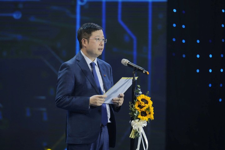 Trao Giải thưởng Cuộc thi “AI Thực chiến 2025”: Trí tuệ Việt - Kiến tạo tương lai số- Ảnh 1. Trao Giải thưởng Cuộc thi “AI Thực chiến 2025”: Trí tuệ Việt - Kiến tạo tương lai số- Ảnh 1.