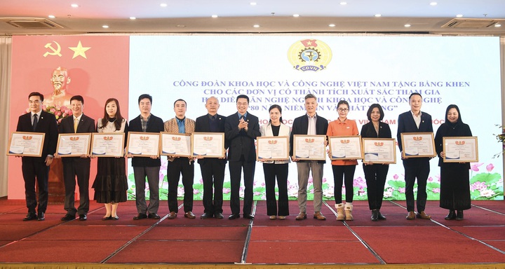 C&ocirc;ng đo&agrave;n KH&CN Việt Nam: Đổi mới mạnh mẽ, lấy chuyển đổi số v&agrave; ph&aacute;t triển nguồn nh&acirc;n lực l&agrave;m trọng t&acirc;m- Ảnh 8.