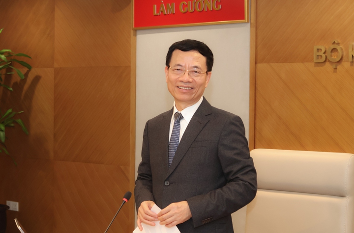 Bộ trưởng Nguyễn Mạnh Hùng: “Vinh dự càng lớn, trách nhiệm càng nặng”- Ảnh 3. Bộ trưởng Nguyễn Mạnh Hùng: “Vinh dự càng lớn, trách nhiệm càng nặng”- Ảnh 3.