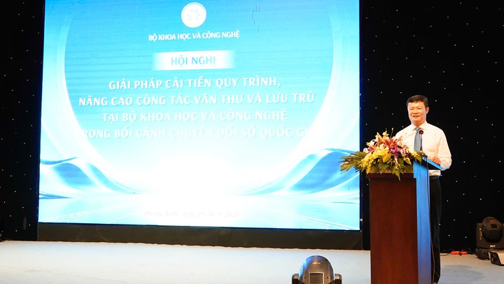 Bộ Khoa học và Công nghệ chuyển đổi số công tác văn thư, lưu trữ: Từ “quản lý tài liệu” sang “quản trị dữ liệu”- Ảnh 1.