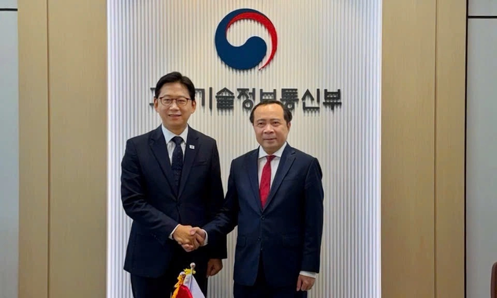 Việt Nam - H&agrave;n Quốc th&uacute;c đẩy nghi&ecirc;n cứu chung về b&aacute;n dẫn, AI v&agrave; hạt nh&acirc;n - Ảnh 1.