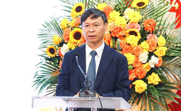 Thứ trưởng Ho&agrave;ng Minh: Cần r&uacute;t ngắn khoảng c&aacute;ch từ nghi&ecirc;n cứu đến sản phẩm- Ảnh 1.