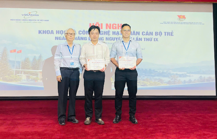 Hội nghị Khoa học và Công nghệ hạt nhân cán bộ trẻ ngành năng lượng nguyên tử lần thứ IX- Ảnh 10.