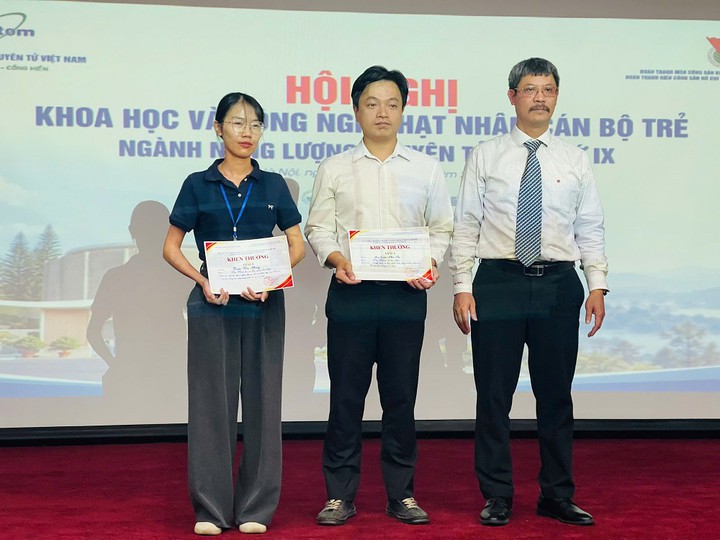 Hội nghị Khoa học và Công nghệ hạt nhân cán bộ trẻ ngành năng lượng nguyên tử lần thứ IX- Ảnh 9.