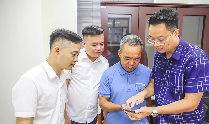 Phú Thọ tạo bước ngoặt cải cách hành chính: Lấy dữ liệu và công nghệ làm thước đo phục vụ- Ảnh 1.