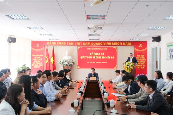 L&acirc;m Đồng bổ nhiệm &ocirc;ng Nguyễn Đức Mạnh giữ chức Ph&oacute; Gi&aacute;m đốc Sở Khoa học v&agrave; C&ocirc;ng nghệ- Ảnh 2.