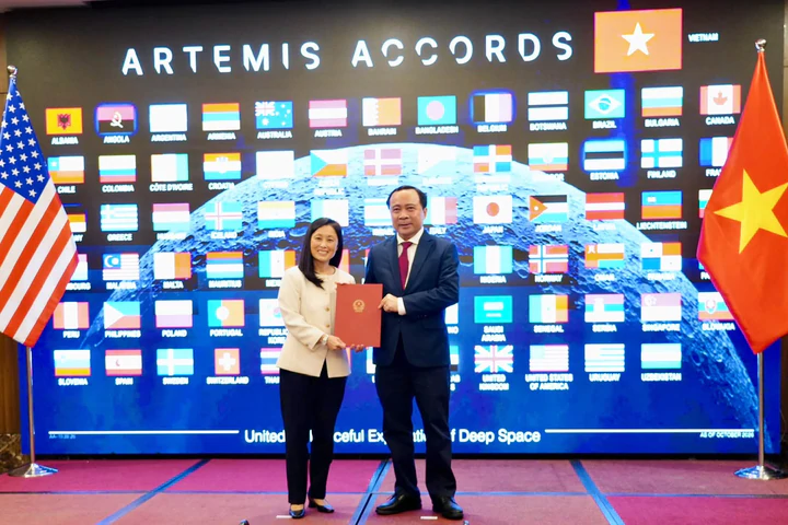 Việt Nam tham gia Hiệp ước Artemis về khám phá không gian vũ trụ - Ảnh 2.