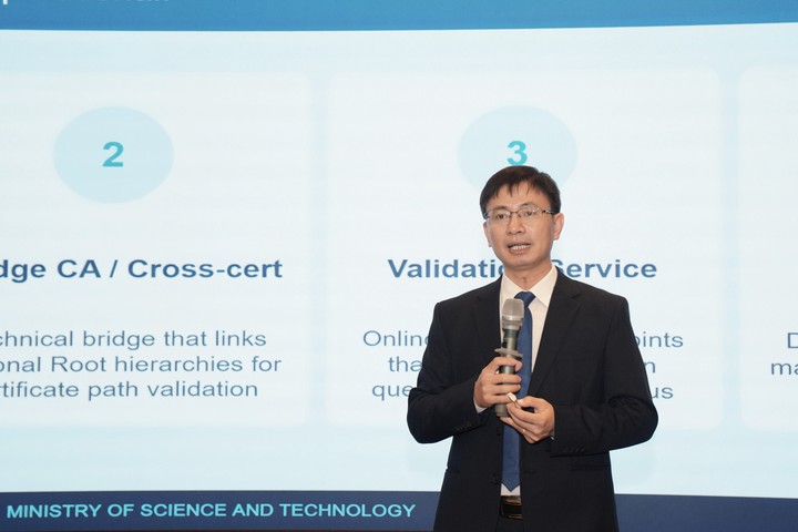 X&acirc;y dựng niềm tin số trong thời đại AI từ x&aacute;c thực đến c&ocirc;ng nhận xuy&ecirc;n bi&ecirc;n giới- Ảnh 3.