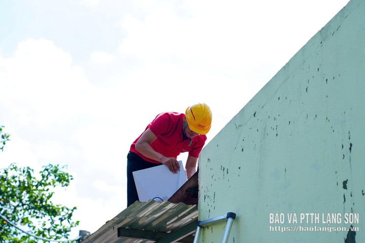 Internet vệ tinh mở kết nối số đến thôn bản tỉnh Lạng Sơn- Ảnh 2.