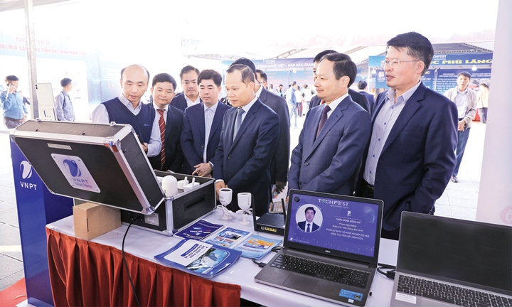 Con đường bứt ph&aacute; từ khoa học, c&ocirc;ng nghệ v&agrave; đổi mới s&aacute;ng tạo- Ảnh 1.