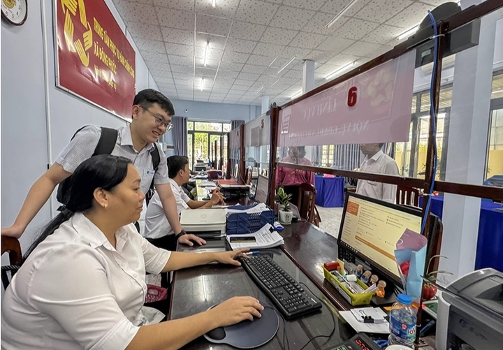 Cần Thơ đầu tư hạ tầng v&agrave; nền tảng số, đ&aacute;p ứng y&ecirc;u cầu tổ chức ch&iacute;nh quyền địa phương 2 cấp- Ảnh 1.