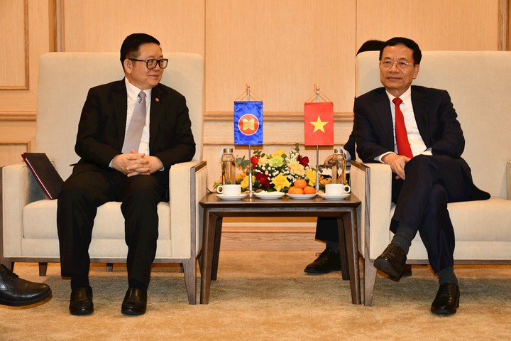 Bộ trưởng Nguyễn Mạnh H&ugrave;ng: ASEAN cần c&aacute;ch tiếp cận AI của ri&ecirc;ng m&igrave;nh- Ảnh 1.