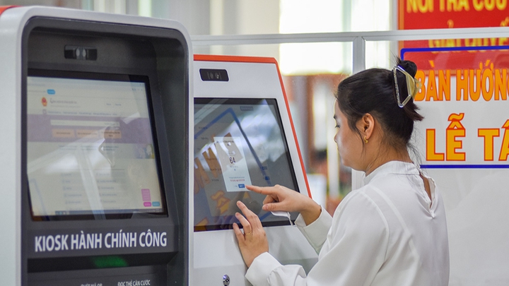 C&agrave; Mau đẩy mạnh chuyển đổi số h&agrave;nh ch&iacute;nh: Lấy người d&acirc;n l&agrave;m trung t&acirc;m - Ảnh 3.