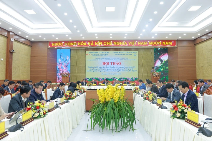 Lâm Đồng đặt mục tiêu tăng trưởng GRDP 10-10,5% gắn với phong trào thi đua KH&CN năm 2026- Ảnh 1. Lâm Đồng đặt mục tiêu tăng trưởng GRDP 10-10,5% gắn với phong trào thi đua KH&CN năm 2026- Ảnh 1.