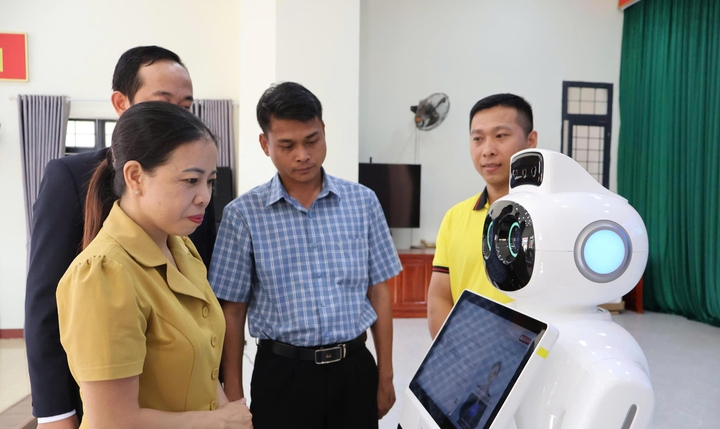 Đắk Lắk đưa AI v&agrave;o h&agrave;nh ch&iacute;nh c&ocirc;ng, n&acirc;ng chất phục vụ người d&acirc;n, doanh nghiệp- Ảnh 1.