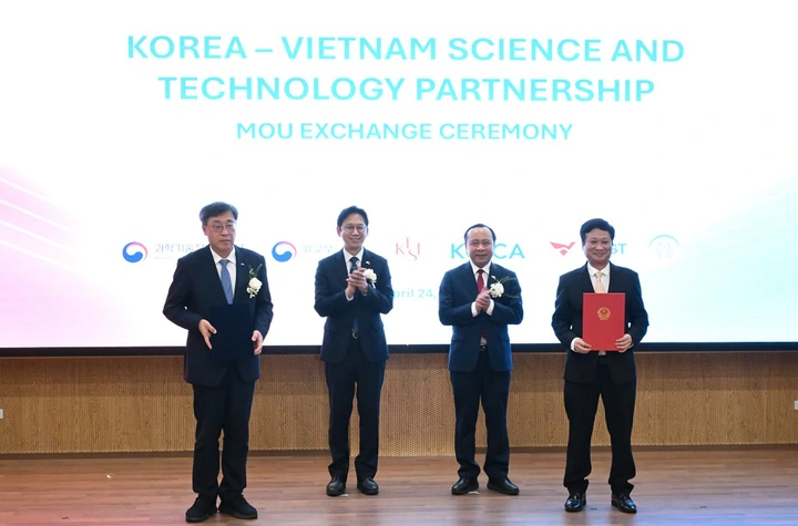 Tăng cường kết nối, th&uacute;c đẩy hợp t&aacute;c nghi&ecirc;n cứu, chuyển giao c&ocirc;ng nghệ v&agrave; ph&aacute;t triển hệ sinh th&aacute;i đổi mới s&aacute;ng tạo Việt Nam - H&agrave;n Quốc - Ảnh 4.