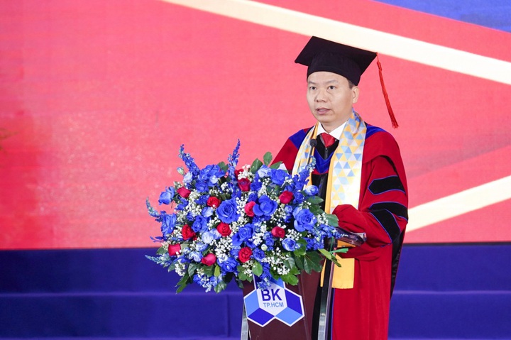 Gần 900 t&acirc;n cử nh&acirc;n, kỹ sư, kiến tr&uacute;c sư Trường Đại học B&aacute;ch khoa tốt nghiệp th&aacute;ng 4 năm 2026- Ảnh 2.