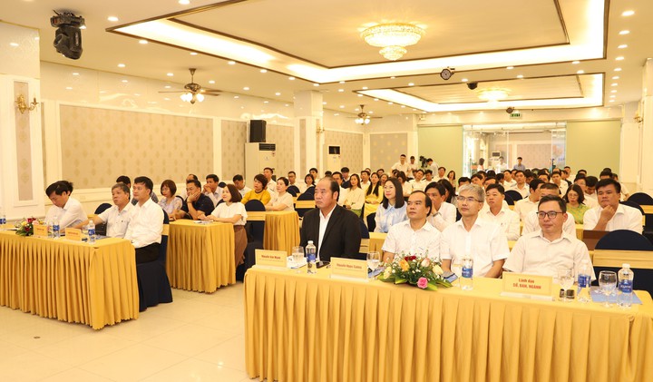 Huế đẩy mạnh “Bình dân học vụ số” qua Hội thi trên nền tảng Hue-S- Ảnh 1. Huế đẩy mạnh “Bình dân học vụ số” qua Hội thi trên nền tảng Hue-S- Ảnh 1.