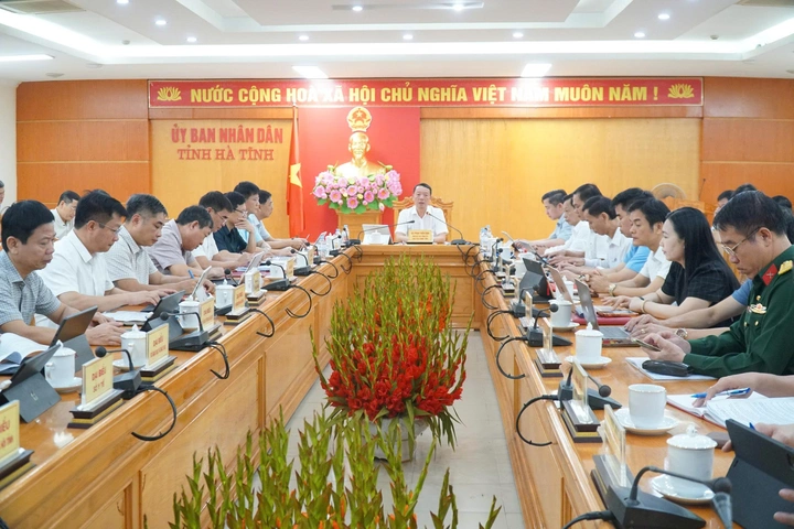 Hà Tĩnh quyết liệt triển khai thực hiện Nghị quyết 57-NQ/TW- Ảnh 1. Hà Tĩnh quyết liệt triển khai thực hiện Nghị quyết 57-NQ/TW- Ảnh 1.