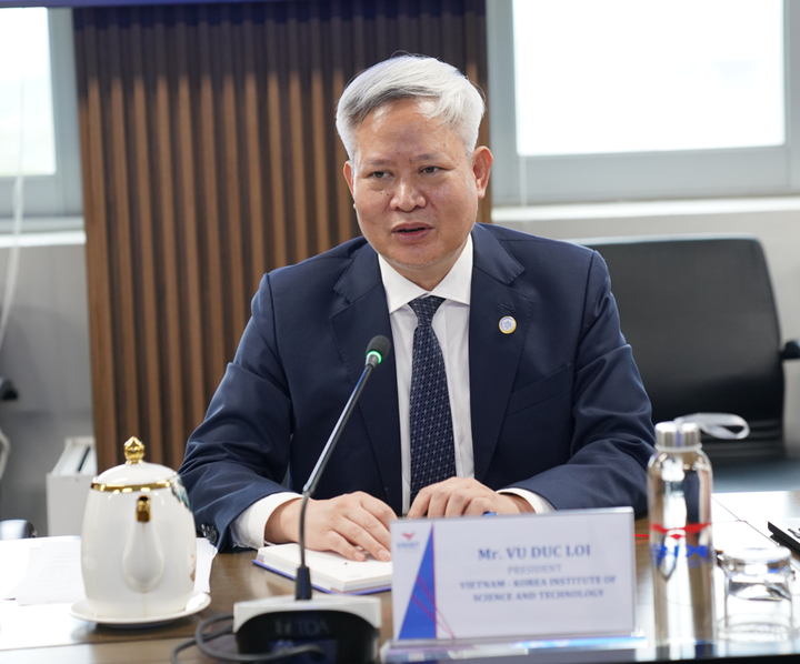 VKIST đẩy mạnh đào tạo nghiên cứu viên tại Hàn Quốc- Ảnh 2. VKIST đẩy mạnh đào tạo nghiên cứu viên tại Hàn Quốc- Ảnh 2.