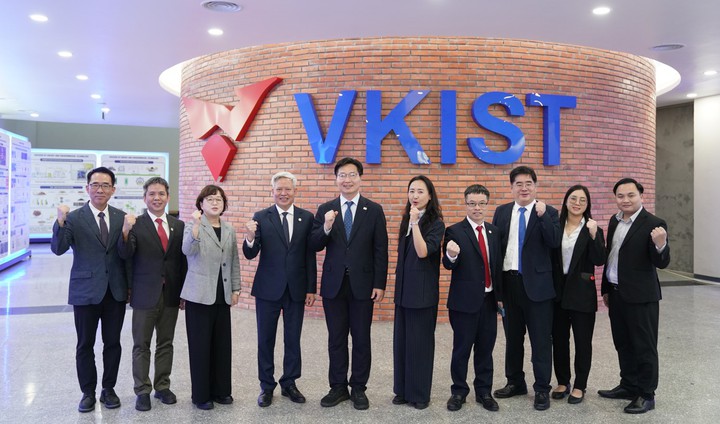 VKIST đẩy mạnh đào tạo nghiên cứu viên tại Hàn Quốc- Ảnh 6. VKIST đẩy mạnh đào tạo nghiên cứu viên tại Hàn Quốc- Ảnh 6.