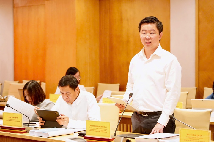Thứ trưởng Bộ KH&CN Bùi Hoàng Phương phát biểu tại buổi làm việc. Thứ trưởng Bộ KH&CN Bùi Hoàng Phương phát biểu tại buổi làm việc.