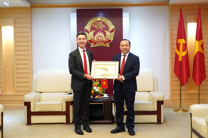 Việt Nam - EU mở rộng hợp t&aacute;c c&ocirc;ng nghệ chiến lược v&agrave; đổi mới s&aacute;ng tạo - Ảnh 3.