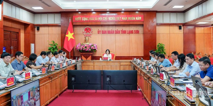 Giảm cấp trung gian, dịch vụ c&ocirc;ng phải gần d&acirc;n hơn- Ảnh 1.