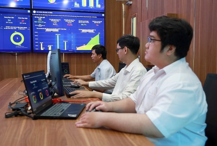 Kh&aacute;nh H&ograve;a đưa dữ liệu v&agrave; AI v&agrave;o điều h&agrave;nh, mở đường cho tăng trưởng số- Ảnh 2.
